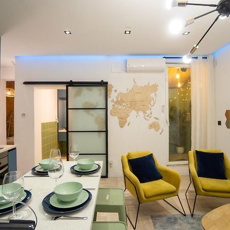 Cozy Apartment Puerta Del Sol & Private Patio Madrid Bagian luar foto