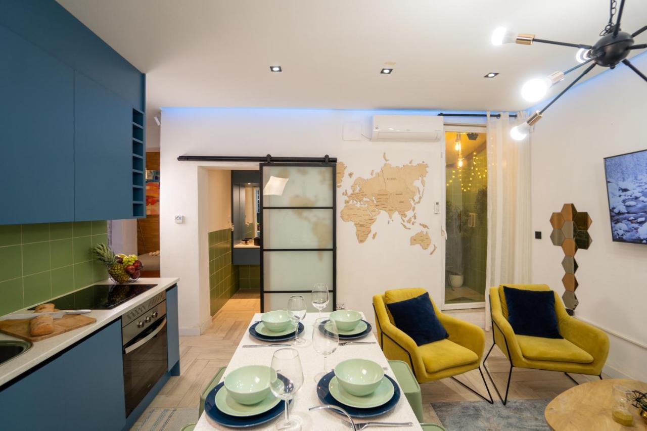Cozy Apartment Puerta Del Sol & Private Patio Madrid Bagian luar foto